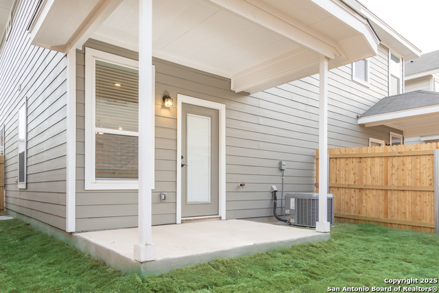 Image 16 of 19 For 13902 Enzo Gate, 101- 102