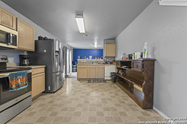 Image 20 of 29 For 9707 Liberty