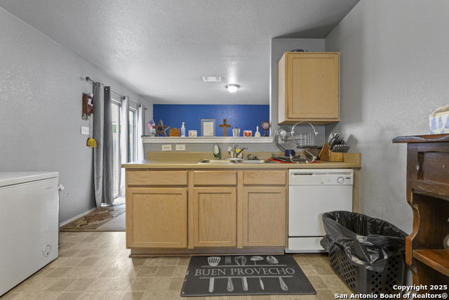 Image 23 of 29 For 9707 Liberty