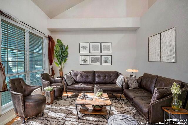 Image 7 of 33 For 1934 Oak Flat Rd