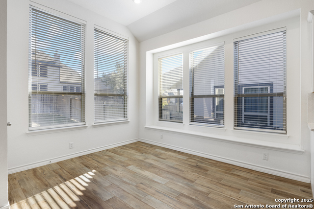 Image 10 of 31 For 1523 Balcones Fault