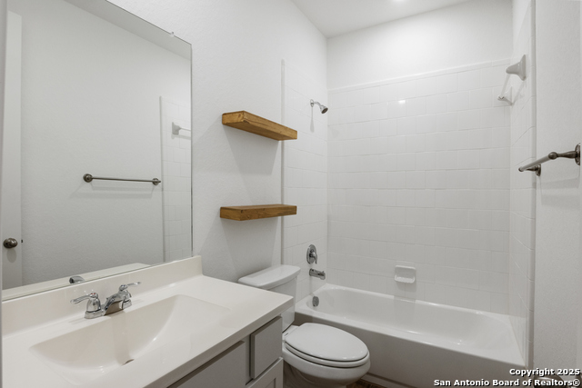 Image 20 of 31 For 1523 Balcones Fault