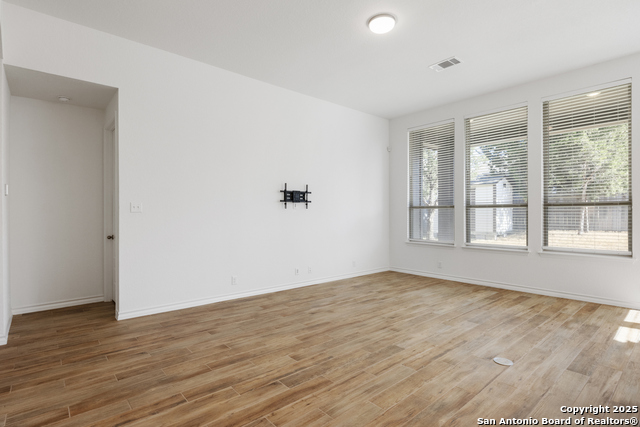 Image 8 of 31 For 1523 Balcones Fault