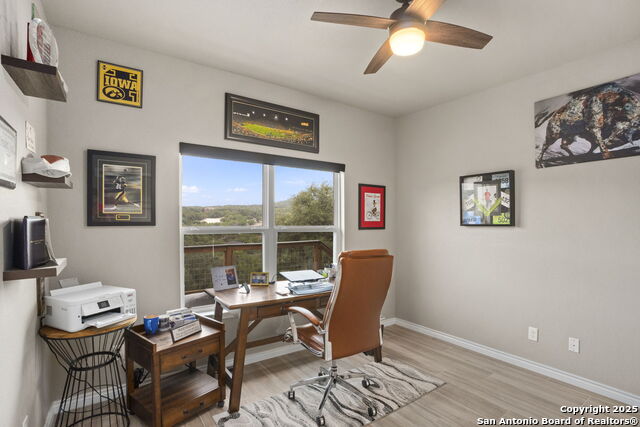 Image 20 of 37 For 295 Delanoy Dr