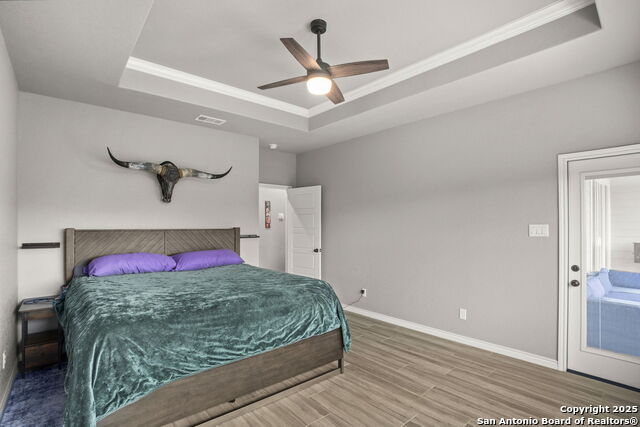 Image 22 of 37 For 295 Delanoy Dr