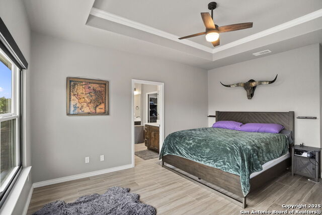 Image 23 of 37 For 295 Delanoy Dr