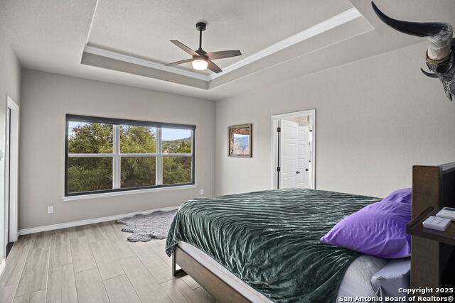 Image 24 of 37 For 295 Delanoy Dr