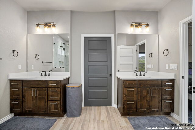 Image 29 of 37 For 295 Delanoy Dr