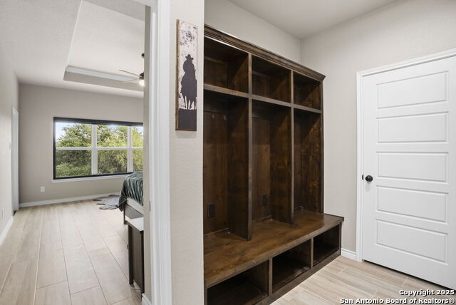 Image 31 of 37 For 295 Delanoy Dr