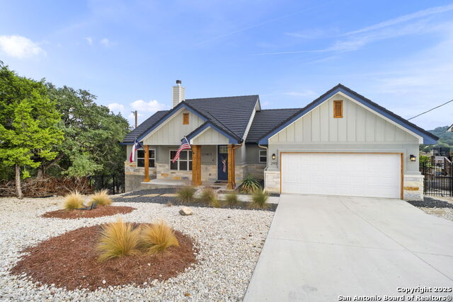 Image 5 of 37 For 295 Delanoy Dr