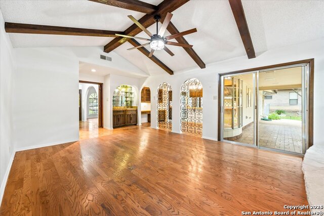 Image 19 of 55 For 9330 Sumac  