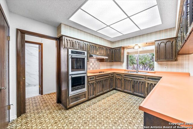 Image 22 of 55 For 9330 Sumac  