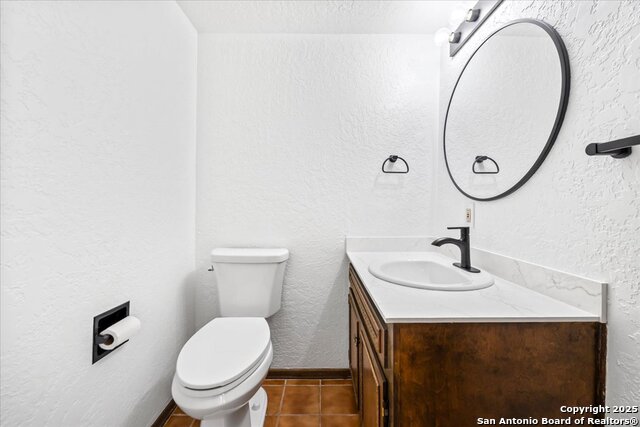 Image 38 of 55 For 9330 Sumac  