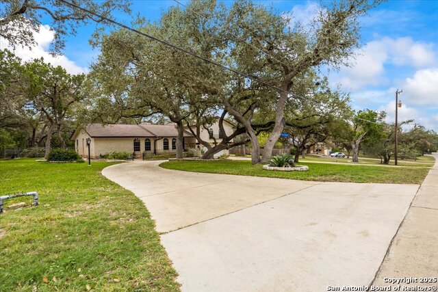 Image 5 of 55 For 9330 Sumac  