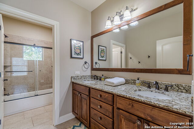 Image 17 of 35 For 1950 Triple Peak