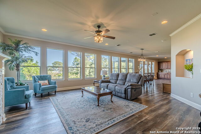 Image 4 of 35 For 1950 Triple Peak