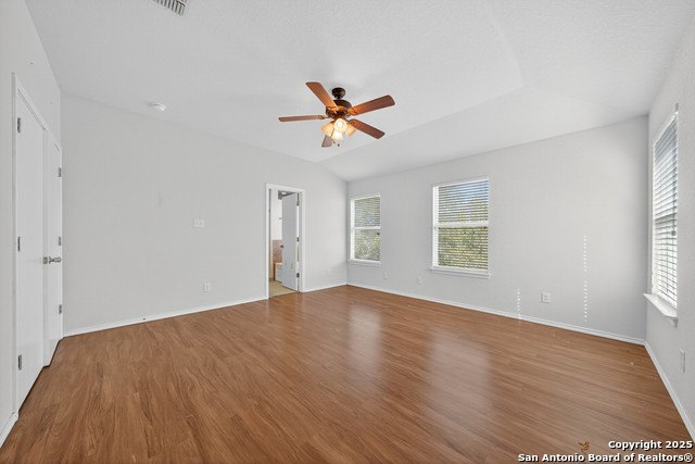 Image 22 of 38 For 10223 Huisache Fld