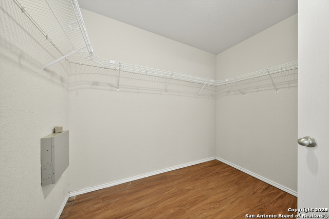 Image 26 of 38 For 10223 Huisache Fld