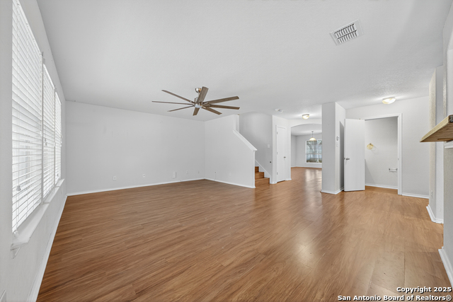 Image 6 of 38 For 10223 Huisache Fld