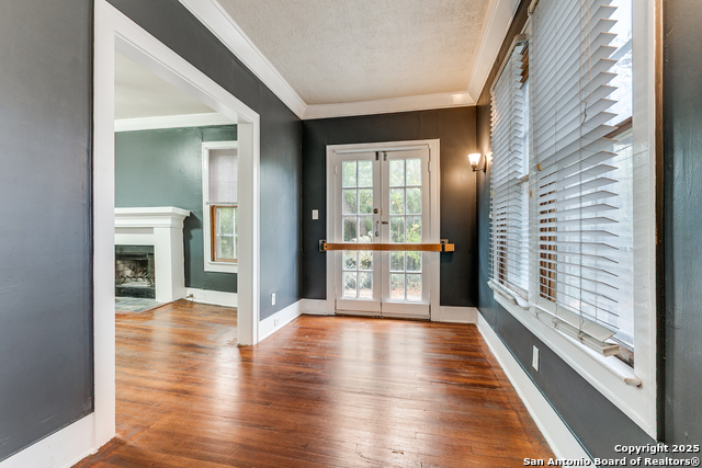 Image 5 of 25 For 807 Lullwood