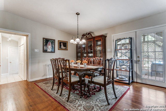 Image 16 of 25 For 237 Thorain  