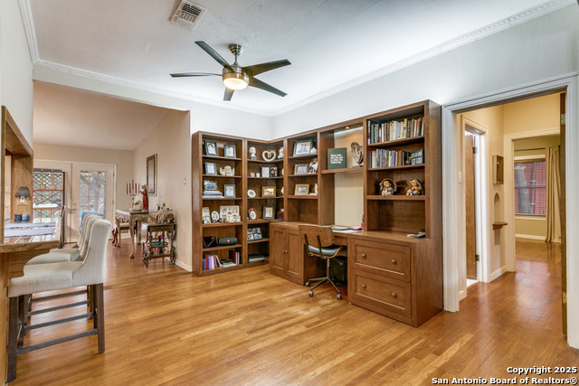 Image 9 of 25 For 237 Thorain  