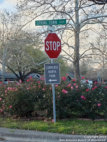 Listing photo id 12 for 715 Meadow Forge