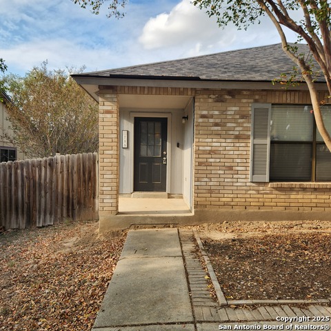 Listing photo id 0 for 715 Meadow Forge