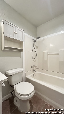 Image 17 of 19 For 9623 Golden Bend