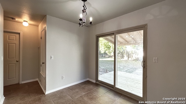 Image 9 of 19 For 9623 Golden Bend