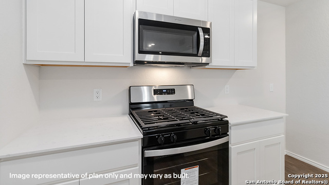 Listing photo id 5 for 13932 San Saba Falls