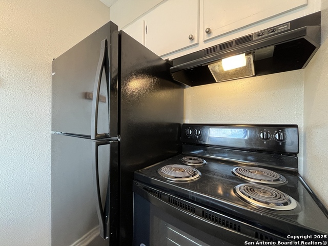 Image 11 of 31 For 2802 Lasses Blvd 8