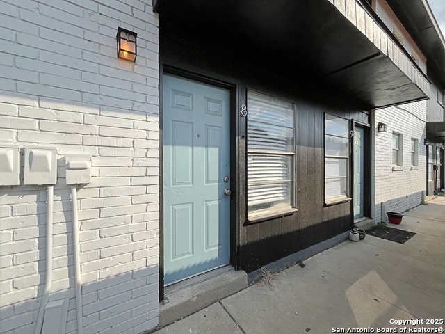 Image 25 of 31 For 2802 Lasses Blvd 8