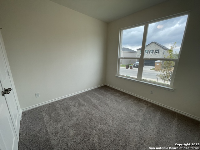 Image 23 of 24 For 2526 Corinthus Bend