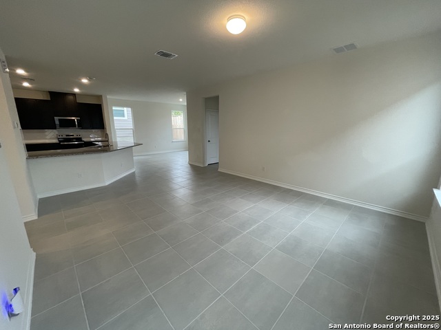 Image 5 of 24 For 2526 Corinthus Bend