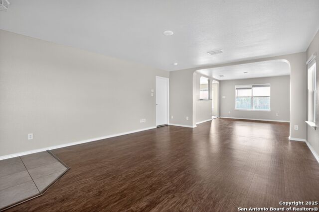 Image 13 of 22 For 7542 Omega Vale