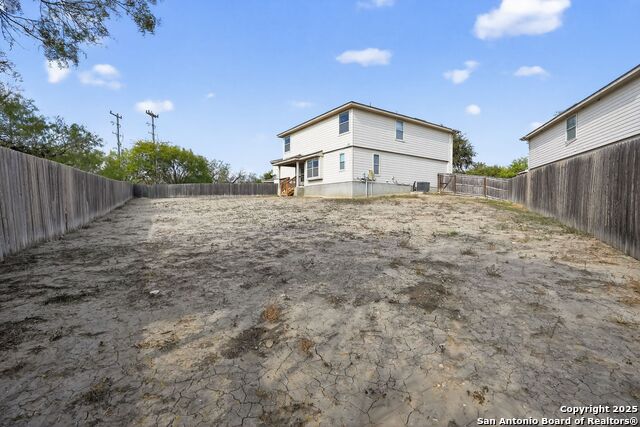 Image 21 of 22 For 7542 Omega Vale