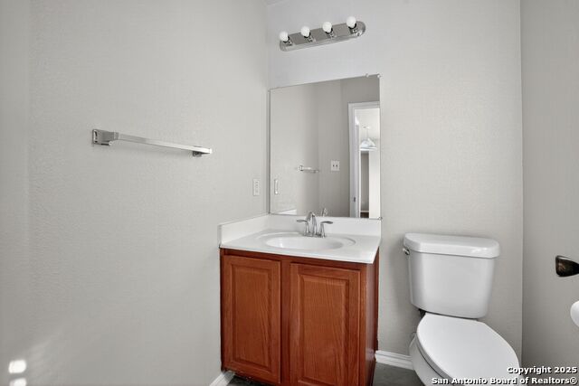 Image 5 of 22 For 7542 Omega Vale