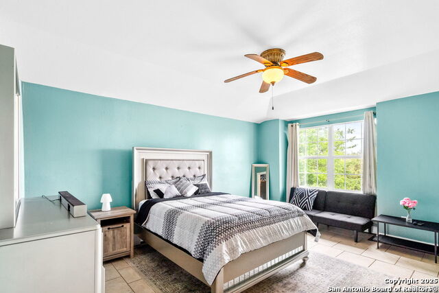 Image 17 of 37 For 6106 Foster Mill