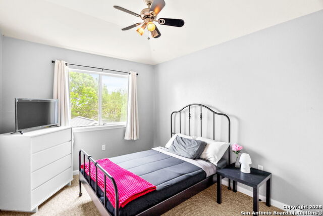 Image 22 of 37 For 6106 Foster Mill