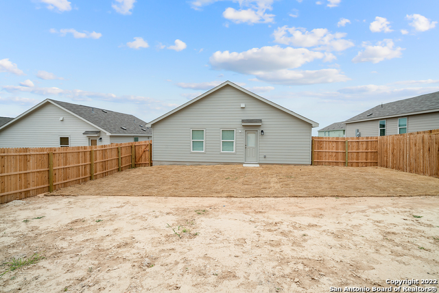 Image 29 of 31 For 5531 Elm Valley Dr