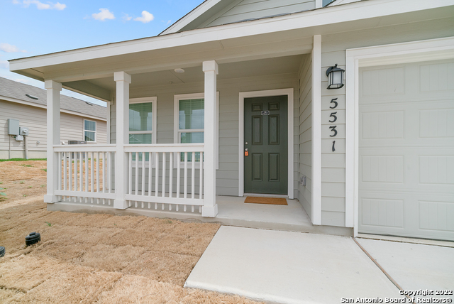 Image 4 of 31 For 5531 Elm Valley Dr