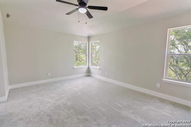 Image 13 of 27 For 907 Amigo  