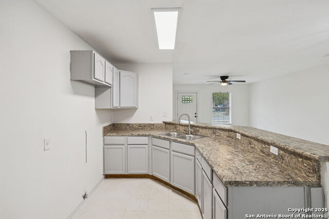 Image 17 of 35 For 1349 Rivas St