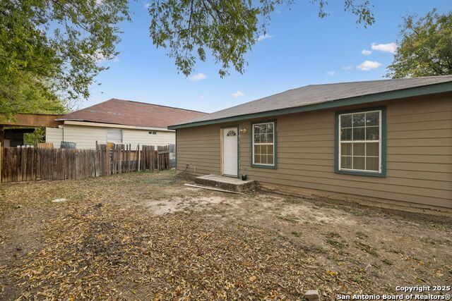 Image 31 of 35 For 1349 Rivas St