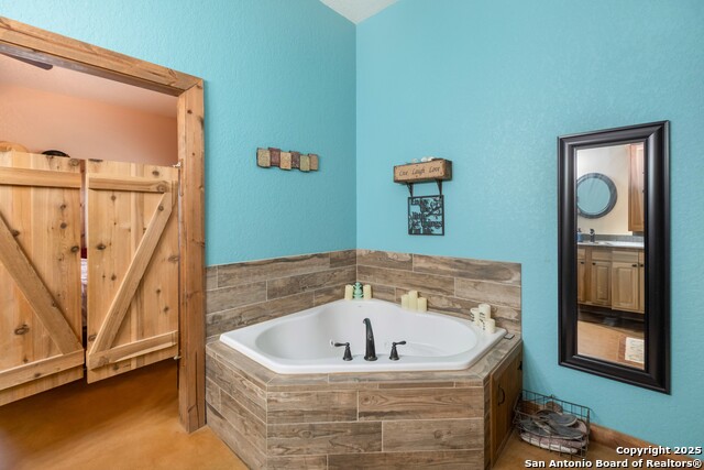 Image 18 of 43 For 462 Co Rd 763 B