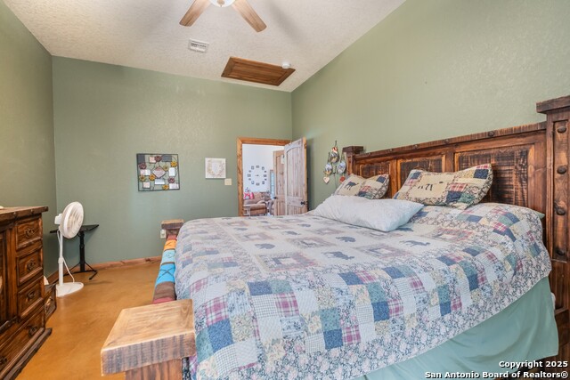 Image 22 of 43 For 462 Co Rd 763 B