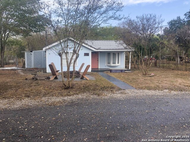 Image 16 of 17 For 8513 Pecan  