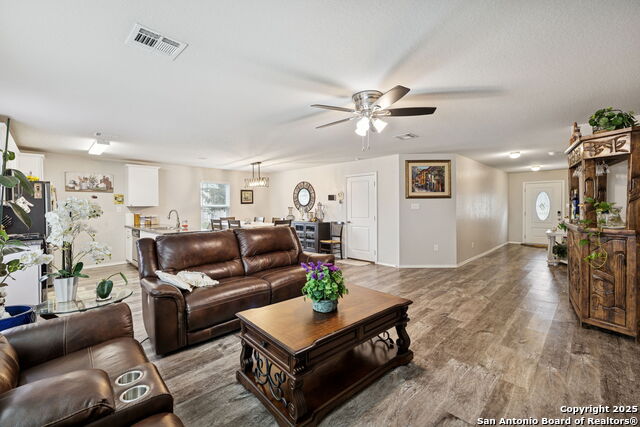 Image 13 of 52 For 6915 Gino Valley