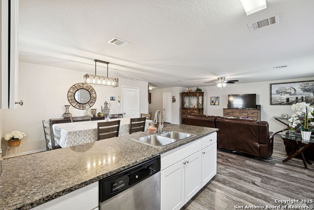 Image 22 of 52 For 6915 Gino Valley